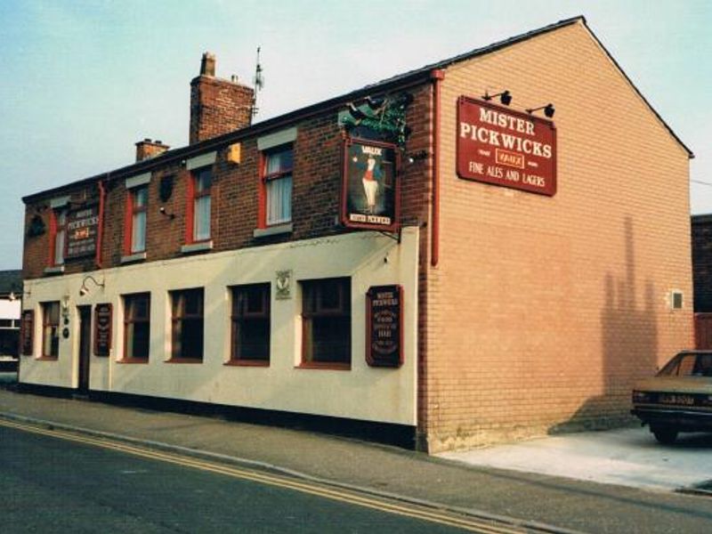 Mister Pickwicks, Preston (Jim Holderness). (Pub, External, Key). Published on 29-10-2015 