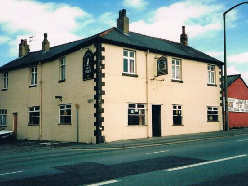 Oak Tree, Preston (Jim Holderness). (Pub, External, Key). Published on 29-10-2015 