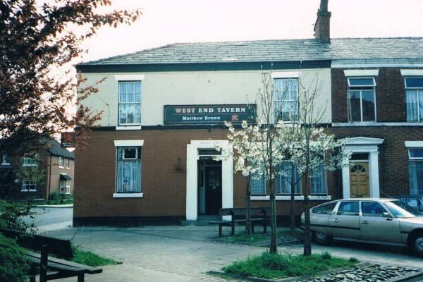 West End Tavern (Jim Holderness). (Pub, External, Key). Published on 29-10-2015