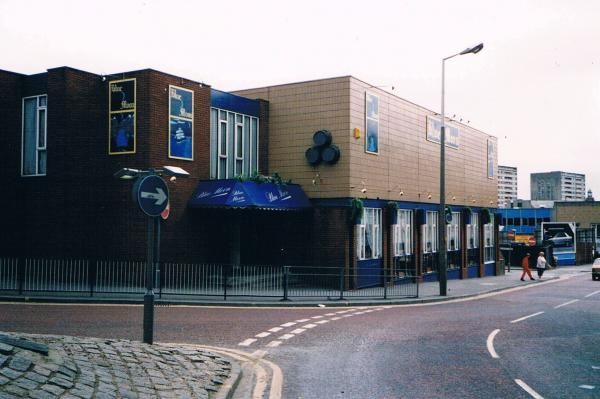 Blue Moon, Preston. (Pub, External). Published on 17-11-2015