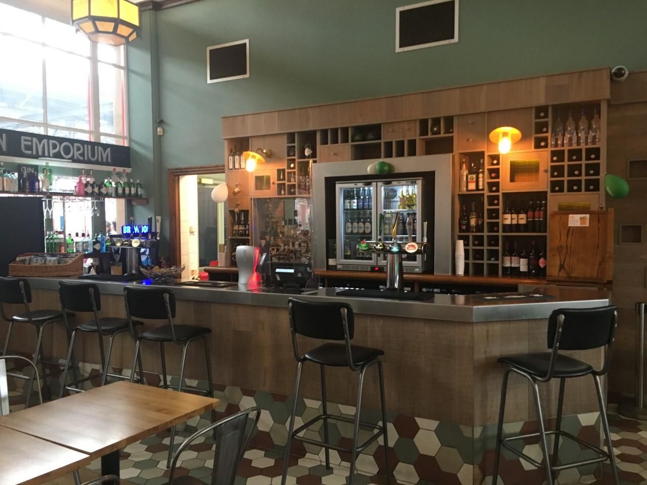 Upper Crust Internal 03.05.2022 DS. (Pub, Bar). Published on 03-05-2022