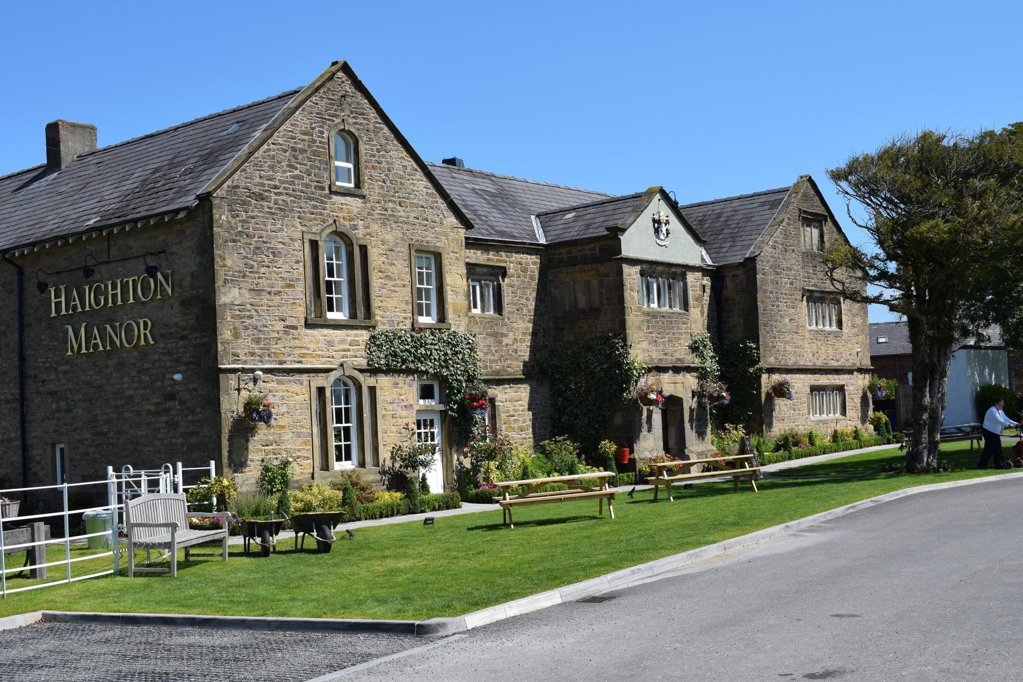 Haighton Manor 17.7.17. (Pub, External). Published on 15-08-2017