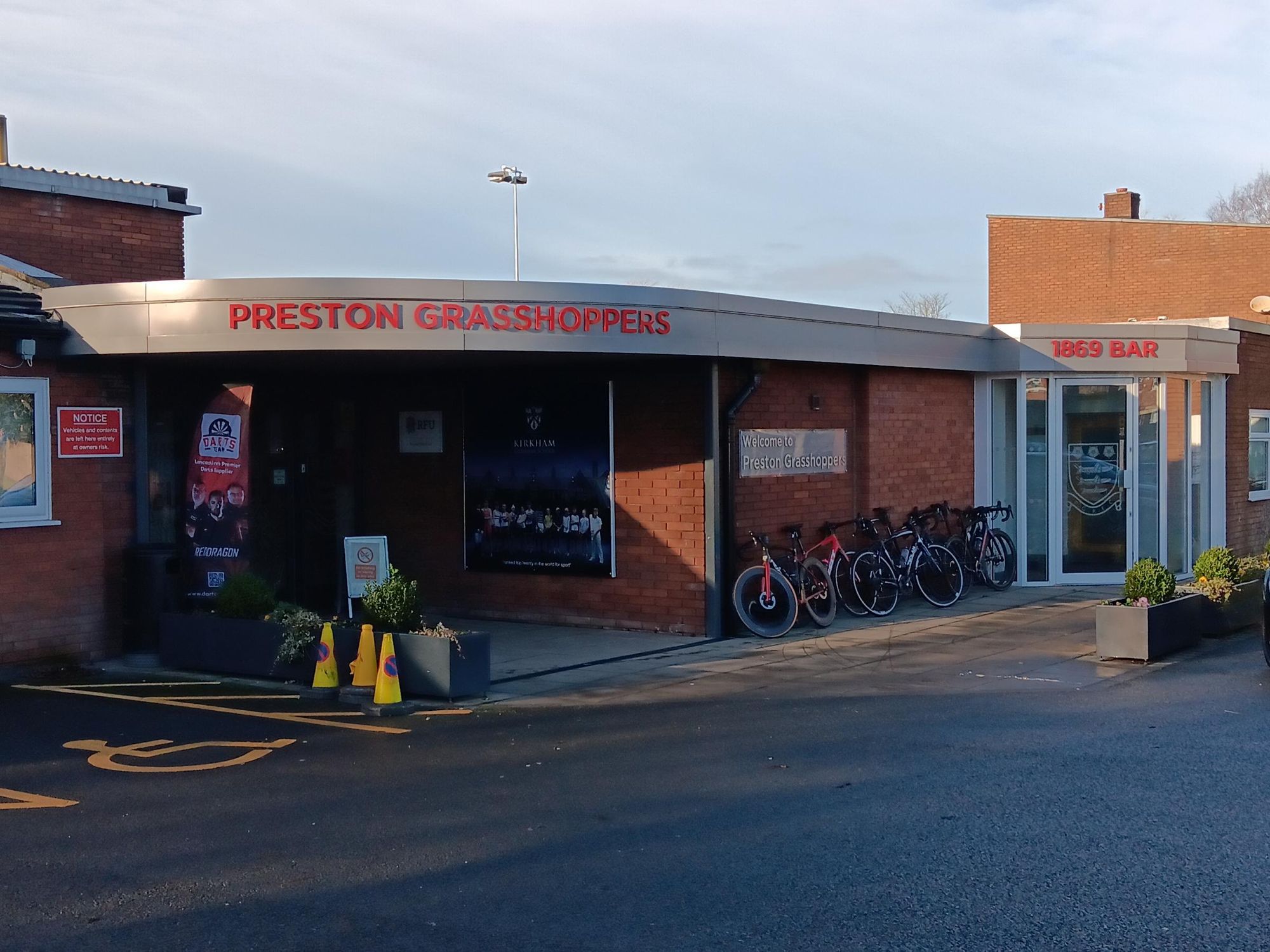 (Pub, External, Key). Published on 13-12-2025