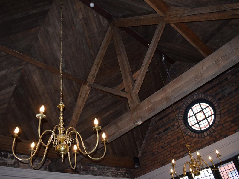 Plau Dining Room Roof Mick Slaughter. (Pub). Published on 26-03-2022 