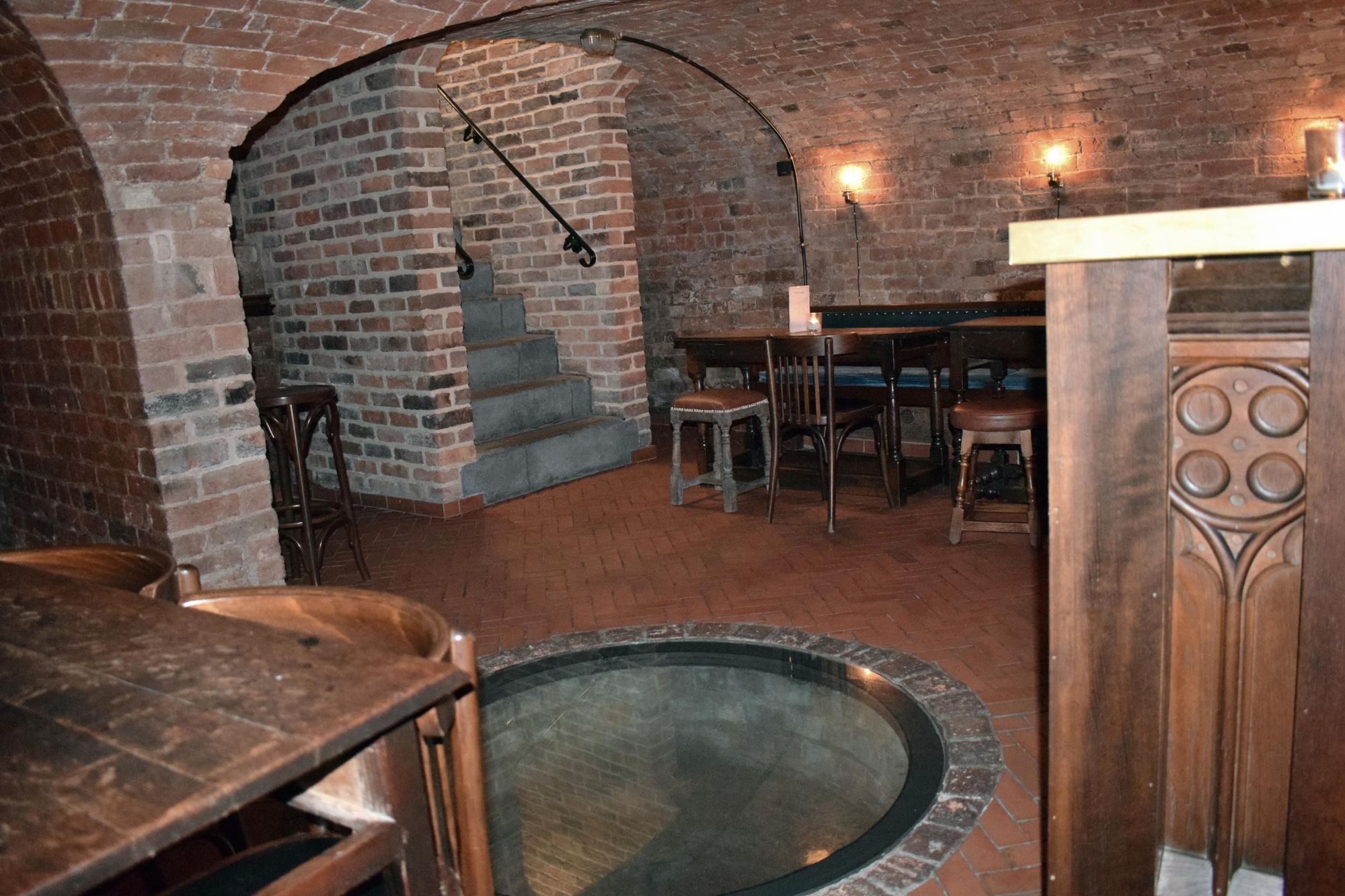 Plau Cellar Mick Slaughter. (Pub, Bar). Published on 26-03-2022