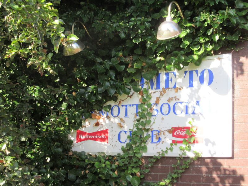 (Pub, Sign). Published on 24-08-2019 