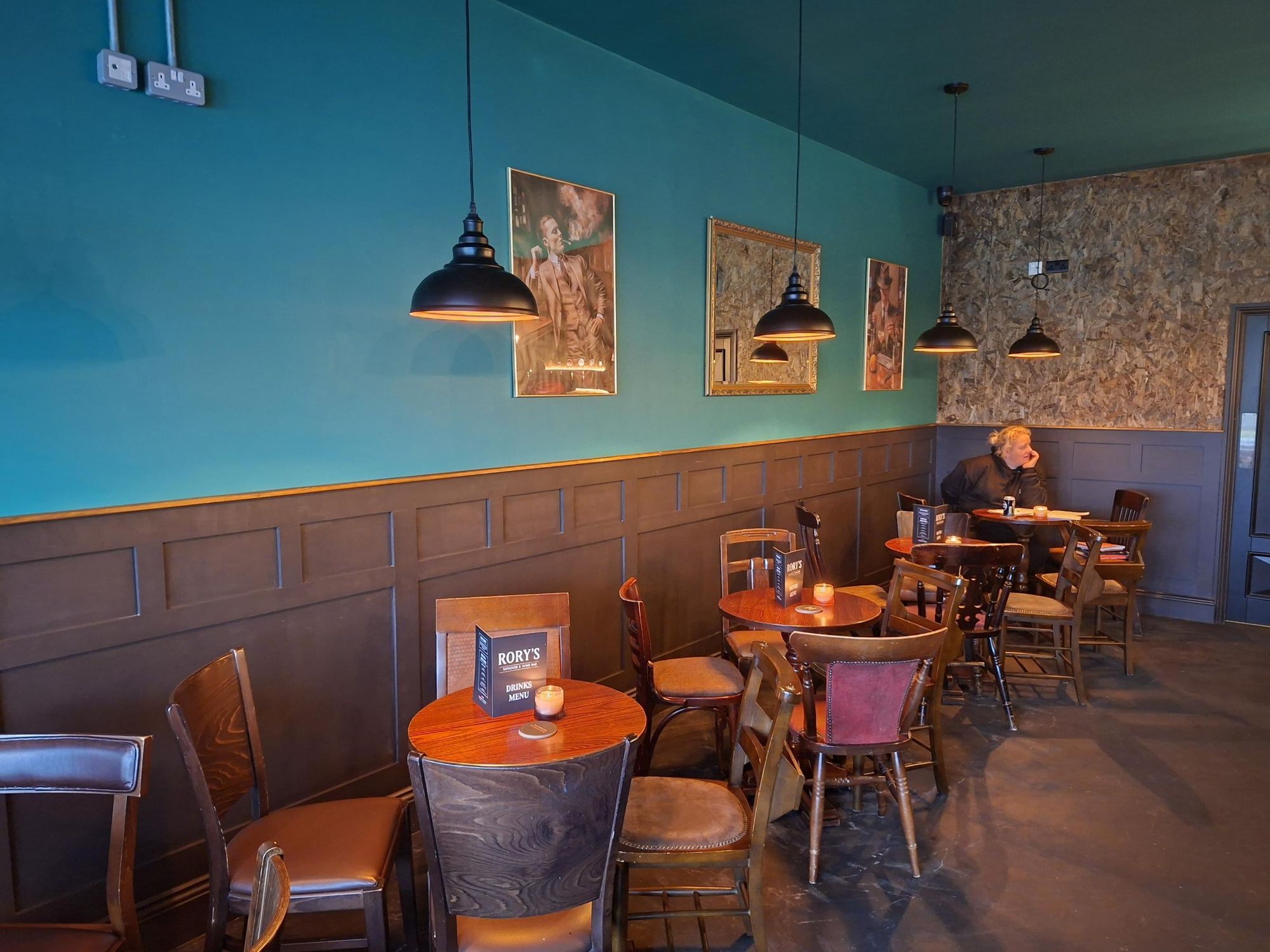 Rory's - seating. (Pub). Published on 14-11-2025