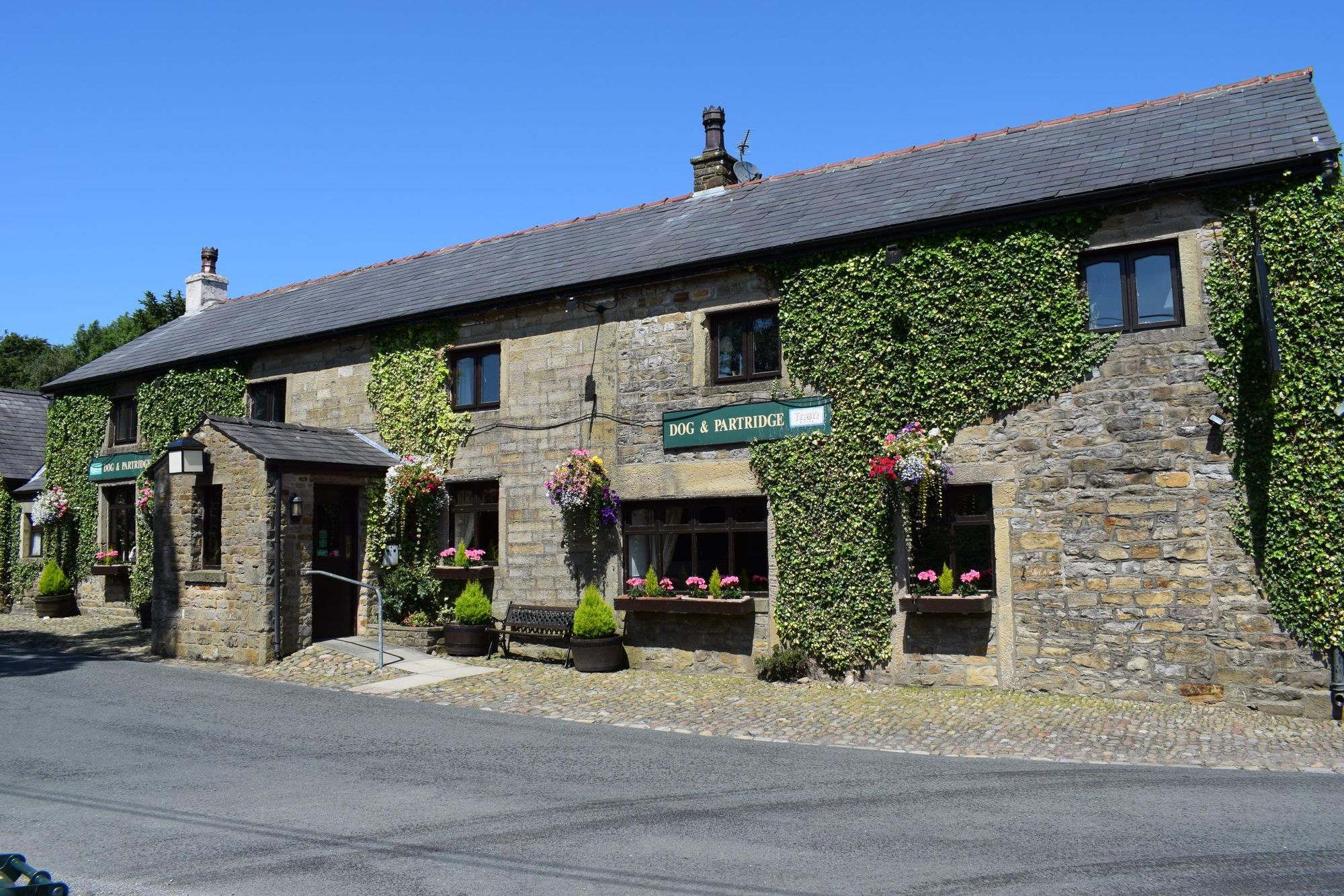 Dog & Partridge, Chipping 17.7.17. (Pub, External, Key). Published on 24-07-2017