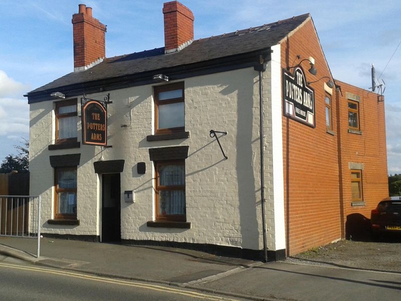 Potters Arms, Chorley 10.7.17. (Pub, External, Key). Published on 11-07-2017