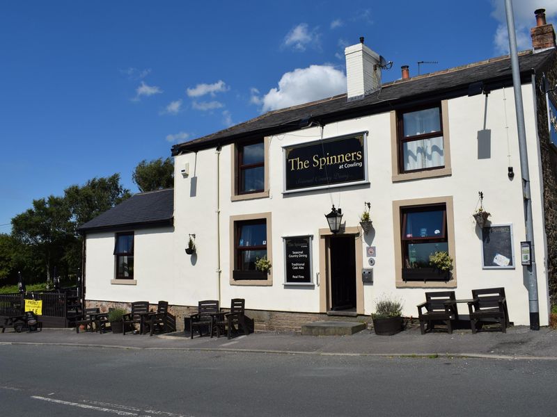 Spinners at Cowling, Chorley 13.7.17. (Pub, External). Published on 13-07-2017