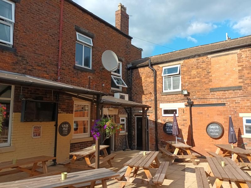 Traders Beer Garden August 2022 RL. (Pub, External, Garden). Published on 01-09-2022 