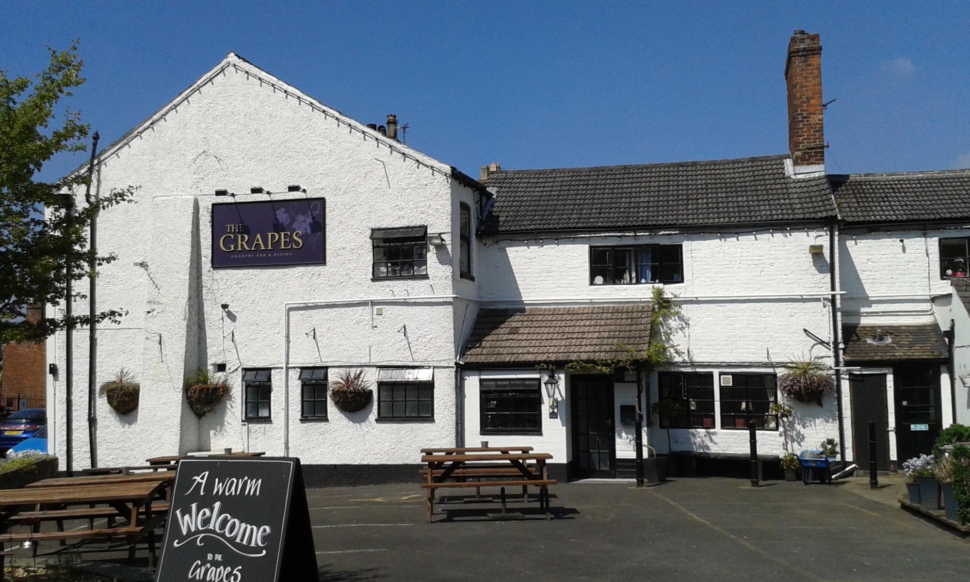 Grapes, Croston 10.5.17. (Pub, External). Published on 29-05-2017