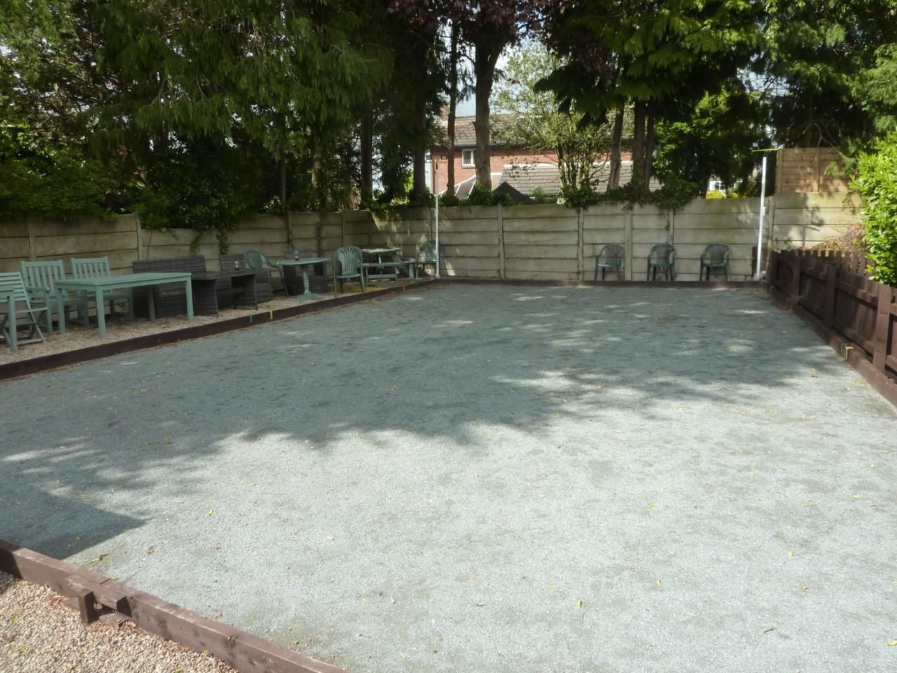 Grapes Croston Boules May 2022 DS. (Pub, Garden). Published on 11-05-2022