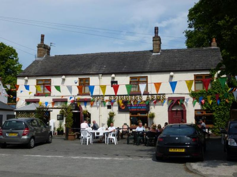 Spinners at Adlington. (Pub, External). Published on 09-07-2013