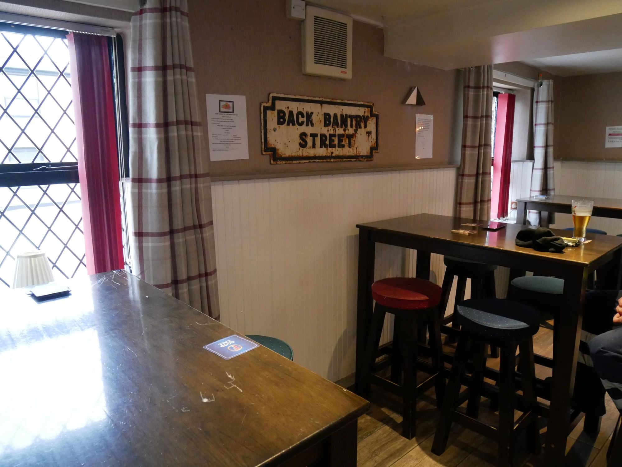 White Bear 5 Sep 2022 DS. (Pub). Published on 28-09-2022