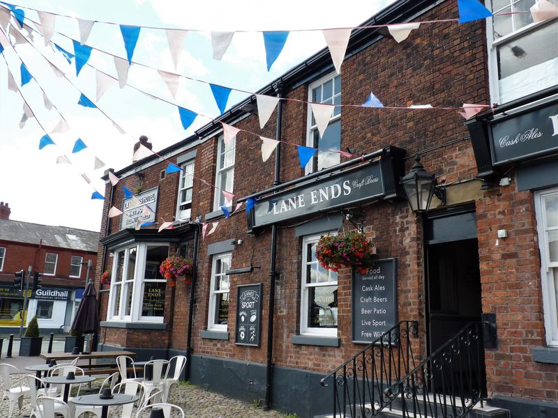 Lane Ends, Preston July 2017. (Pub, External). Published on 20-07-2017 