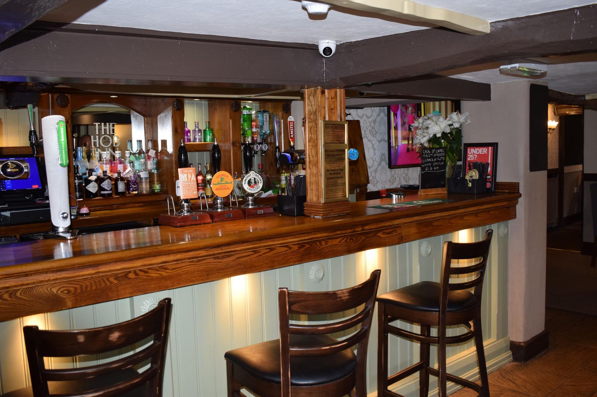 Ye Olde Hob Inn, BB 15.10.19 Bar. (Pub, Bar). Published on 16-10-2019