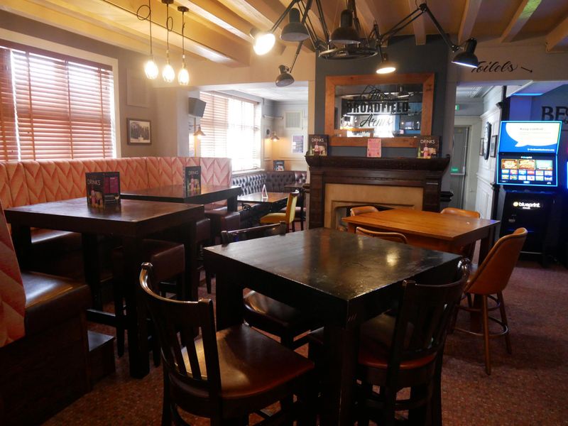 Broadfield Arms Internal2 July 2022 DS. (Pub). Published on 12-07-2022