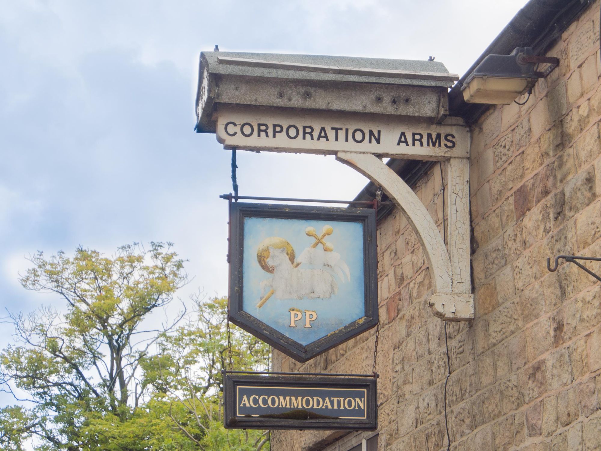 Corporation Arms, Longridge 19.8.17 . (External, Sign). Published on 20-08-2017