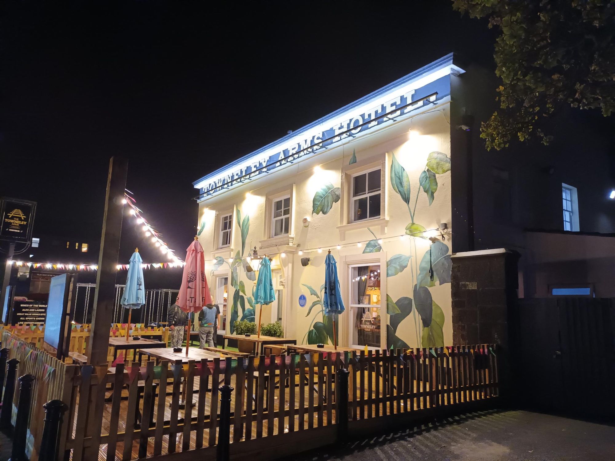 (Pub, External, Garden). Published on 30-10-2023