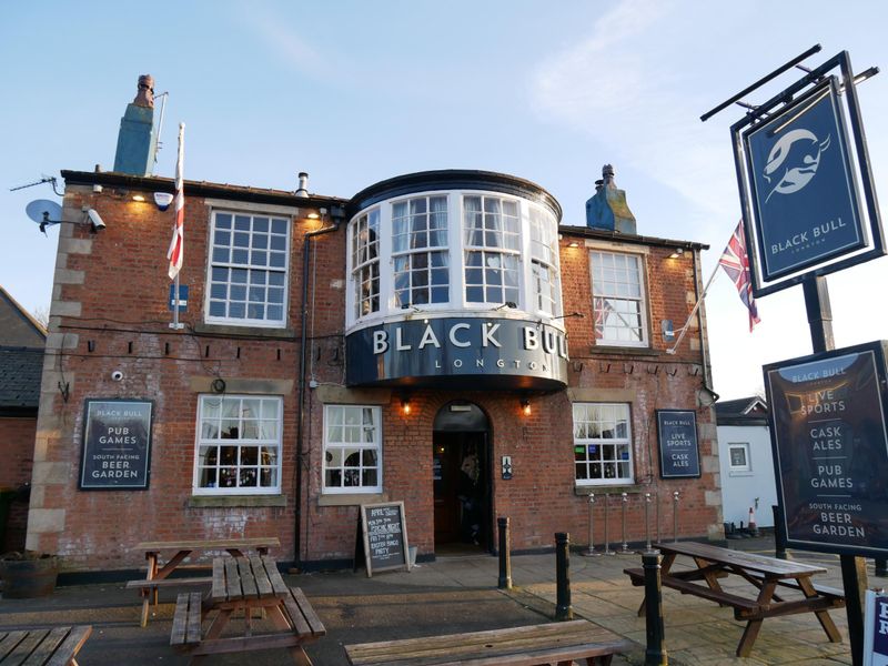 Black Bull, Longton March 2023. (Pub, External, Sign, Key). Published on 29-03-2023