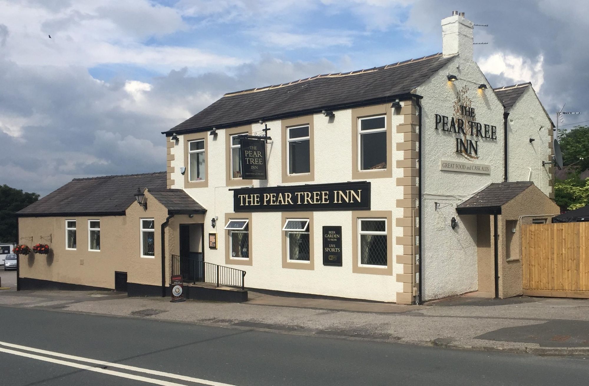 Pear Tree, Penwortham, June 2016. (Pub, External, Key). Published on 28-08-2017