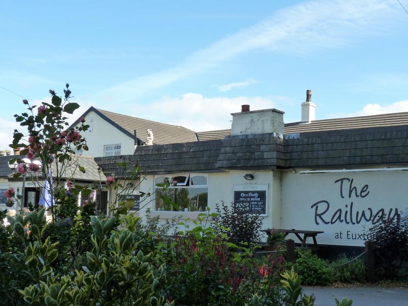Railway at Euxton - July 2017. (Pub, External). Published on 24-07-2017