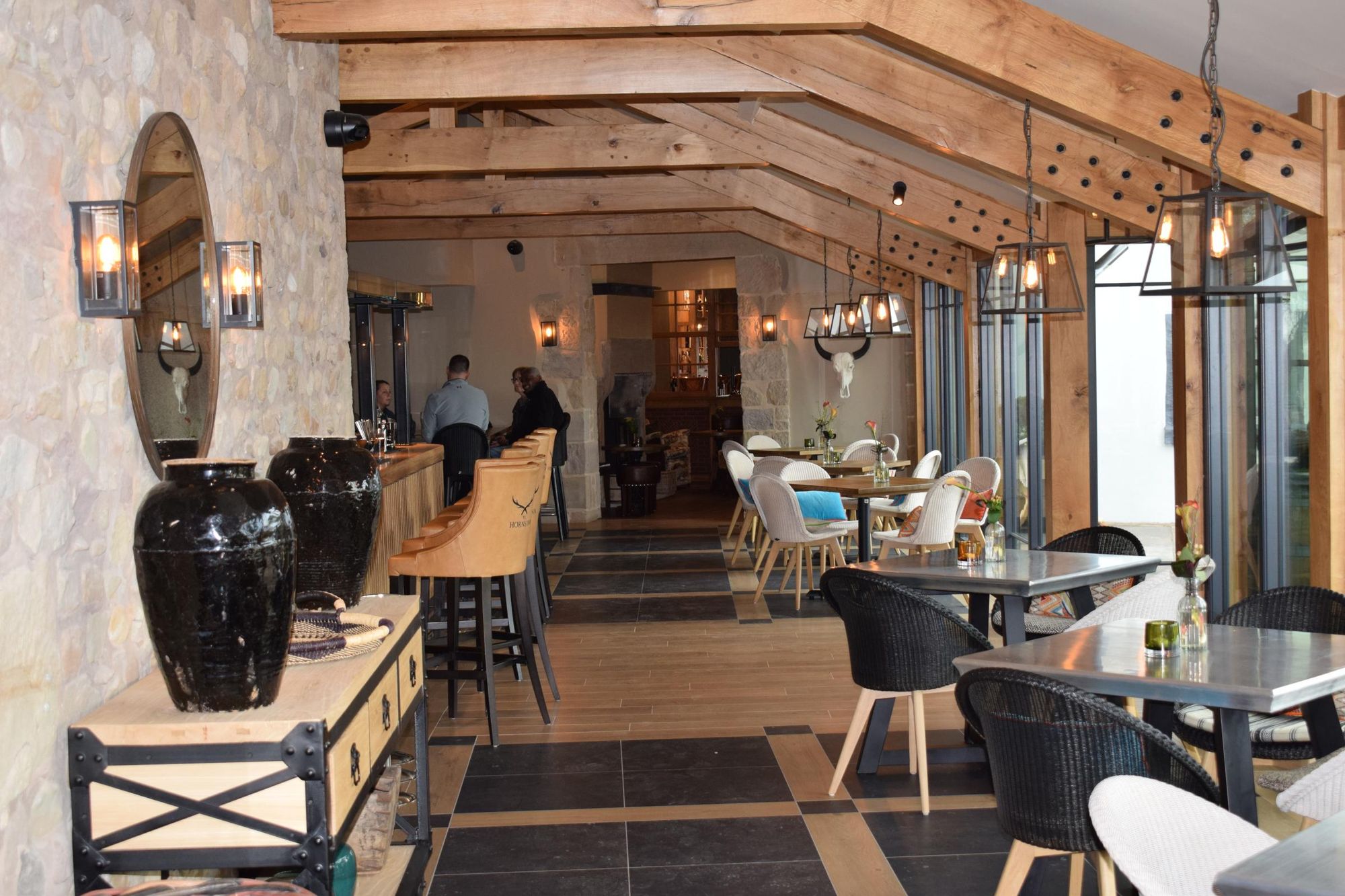 New lounge. (Pub). Published on 17-06-2022