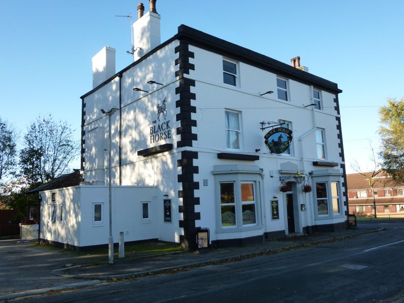 Black Horse, Hoghton, Nov 2013. (Pub, External, Sign, Key). Published on 28-05-2017