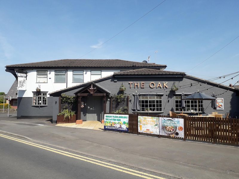 Oak, Hoghton 14.5.19. (Pub, External, Key). Published on 23-05-2019 