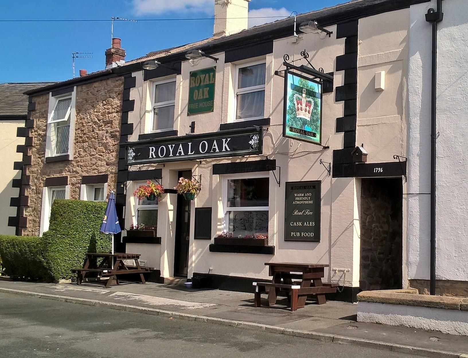 Royal Oak, Whittle le Woods 27.8.17. (Pub, External, Key). Published on 28-08-2017