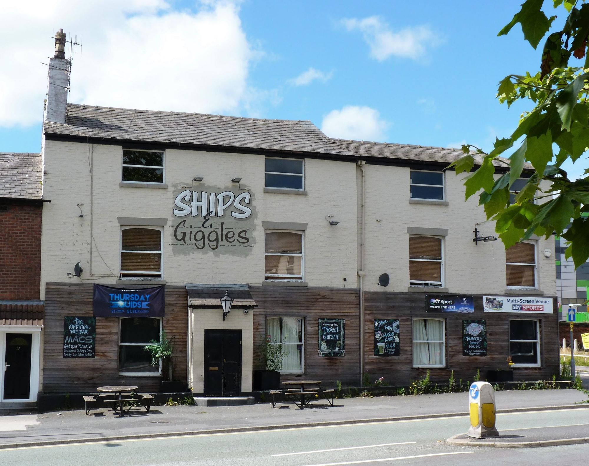 Ships & Giggles, Preston July 2017. (Pub, External). Published on 20-07-2017