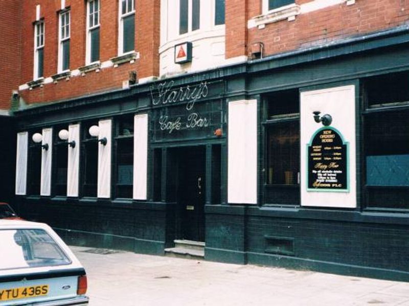 Harry's Bar, Preston (Jim Holderness). (Pub, External). Published on 04-11-2015
