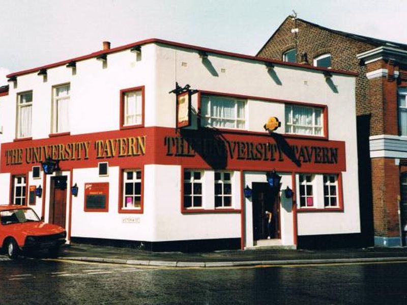 University Tavern, Preston (Jim Holderness). (Pub, External). Published on 27-10-2015 