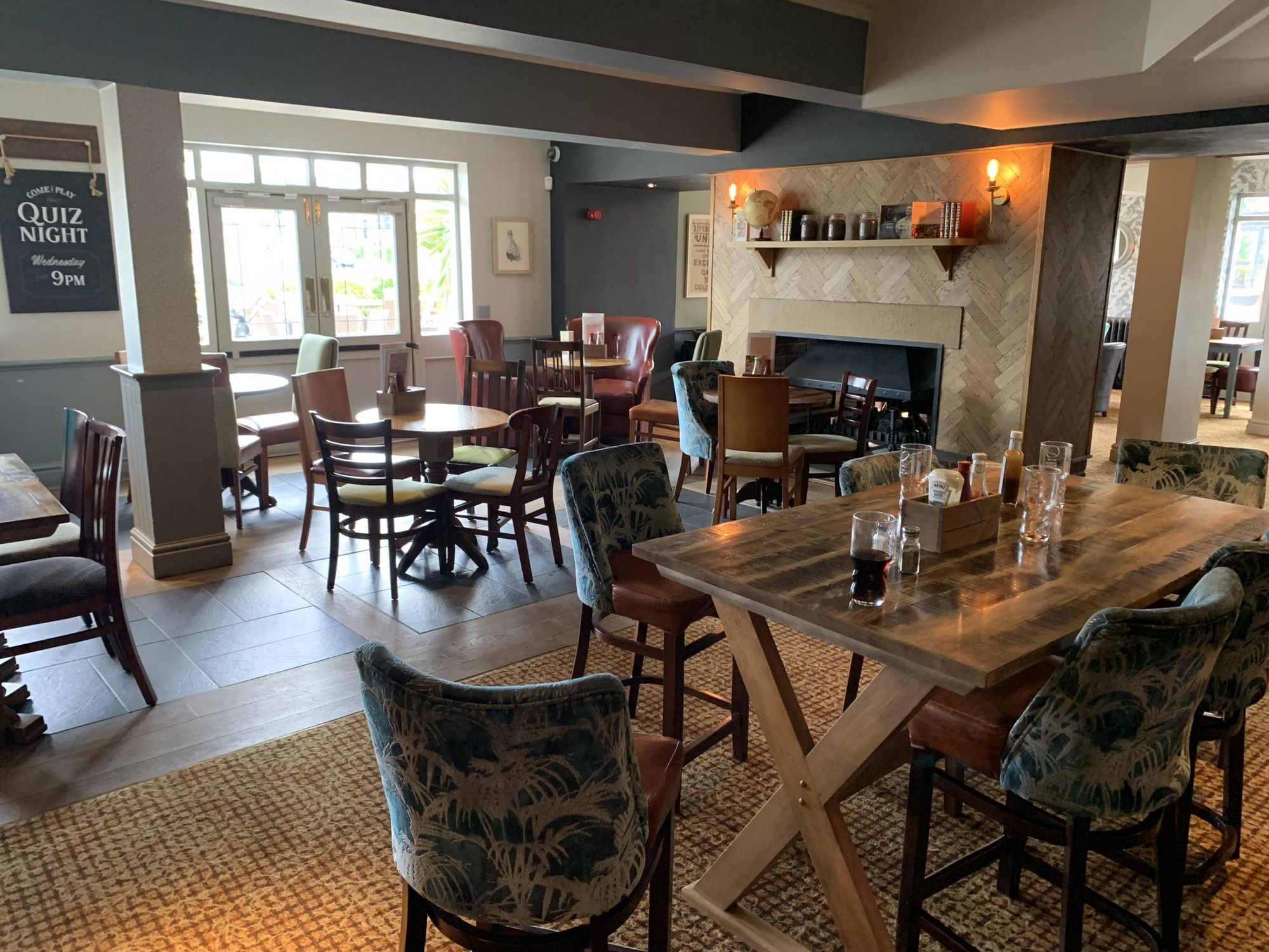 Interior 4.7.25 (David Sherliker). (Pub). Published on 04-07-2025