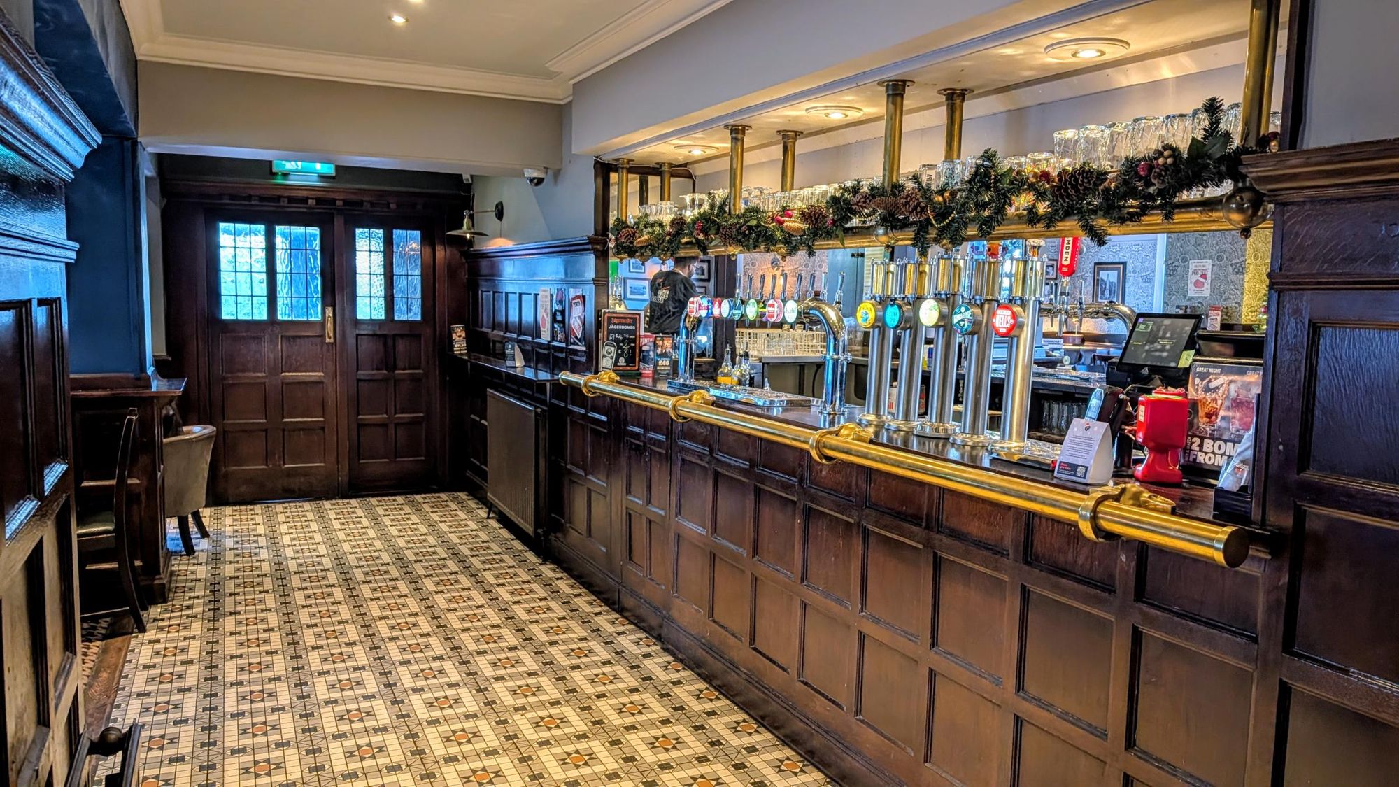 (Bar). Published on 08-03-2026