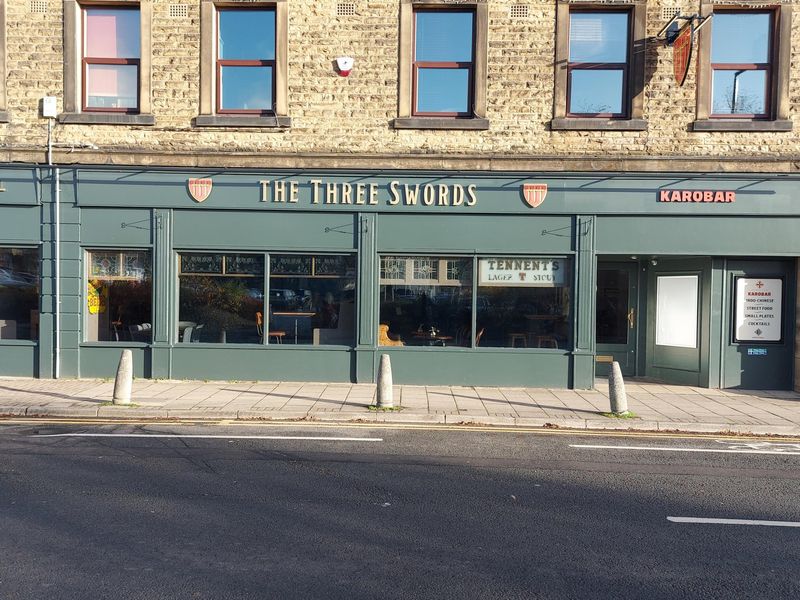 (Pub, External, Key). Published on 30-11-2025