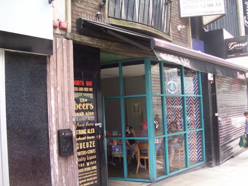 (External, Bar, Key). Published on 25-09-2012