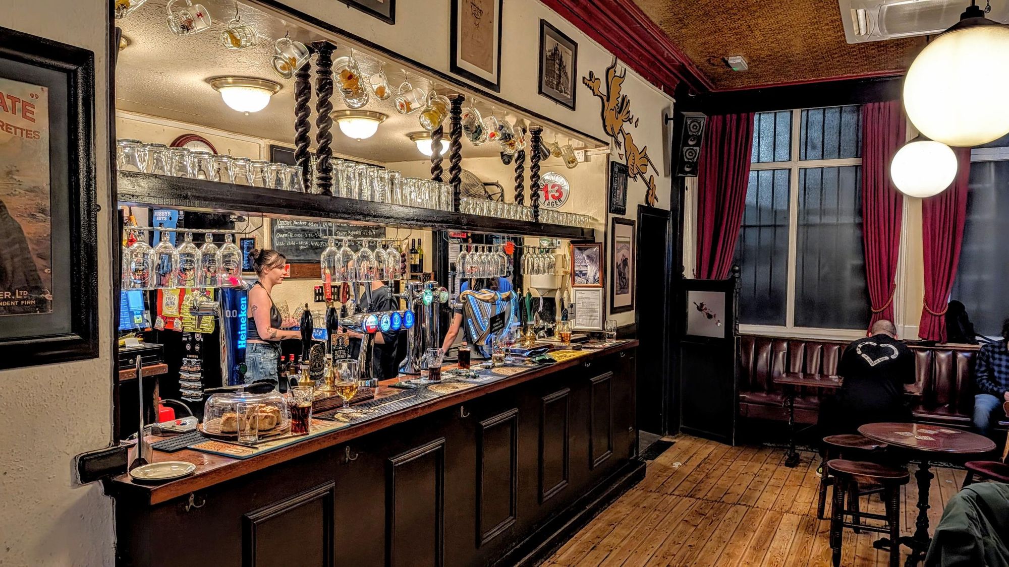 (Pub, Bar). Published on 07-12-2025