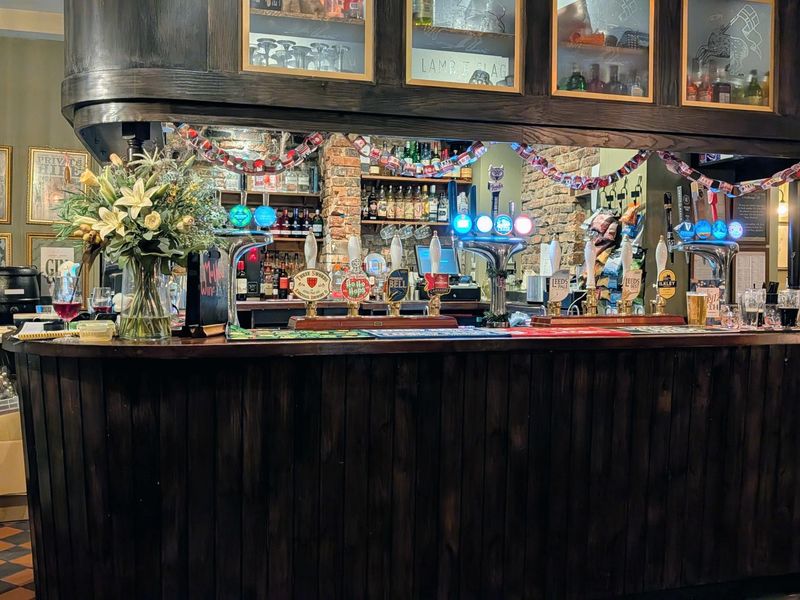 (Bar). Published on 08-03-2026 