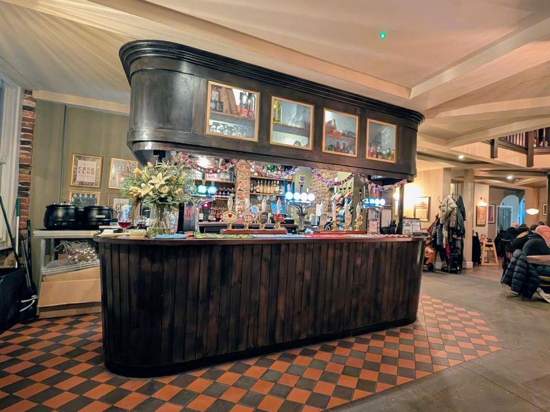 (Bar). Published on 08-03-2026 