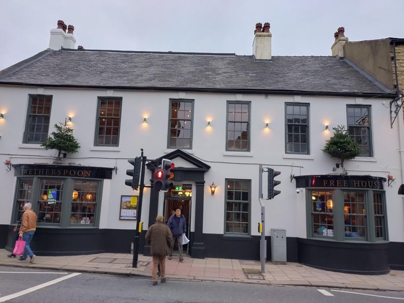 (Pub, External, Key). Published on 28-12-2025