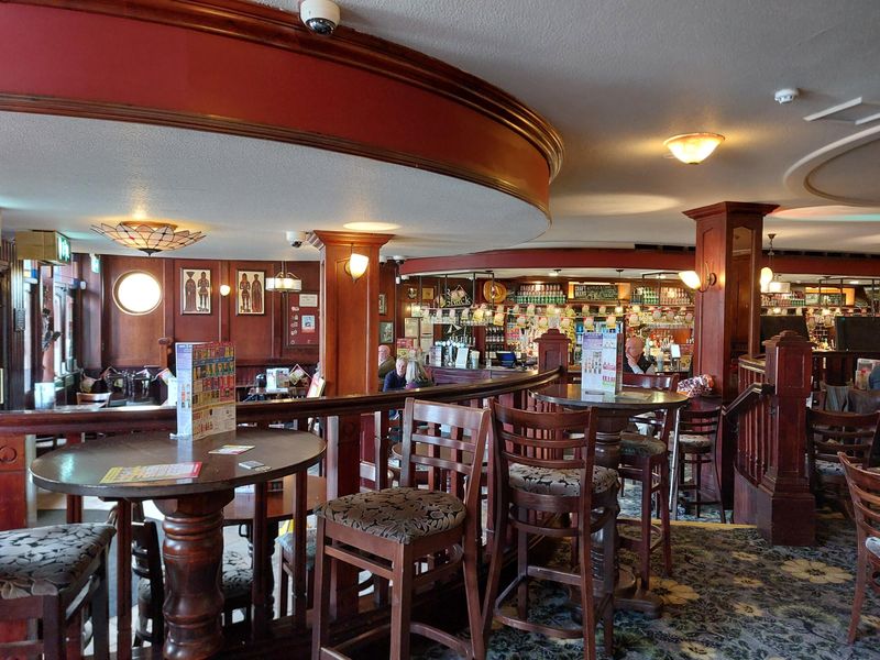 (Pub, Bar). Published on 16-05-2026 