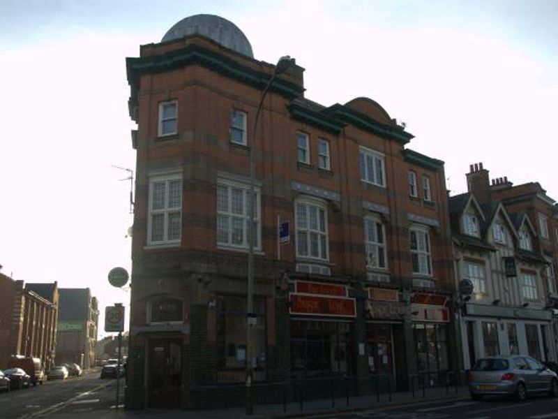 Sugar Loaf, Leicester. (Pub, External). Published on 01-12-2014