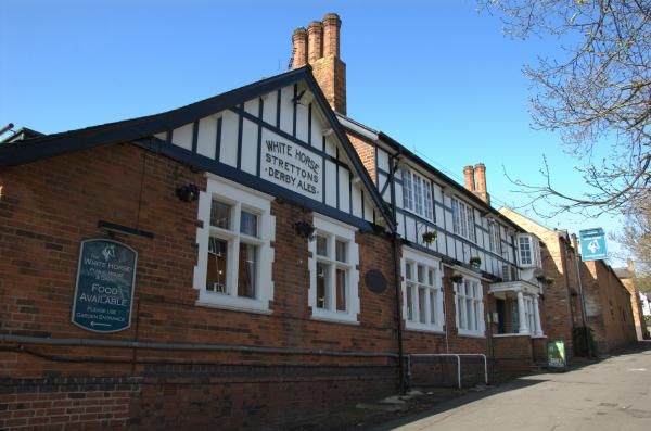 White Horse, Birstall. (Pub, External, Key). Published on 28-09-2013