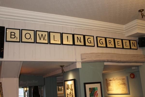 Bowling Green, Leicester. (Pub). Published on 21-11-2015