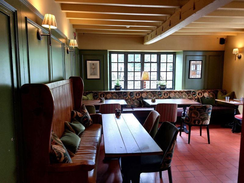 (Bar). Published on 24-08-2026 
