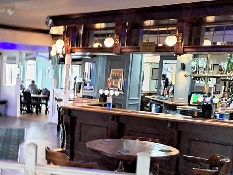 (Pub, Bar). Published on 01-03-2026 