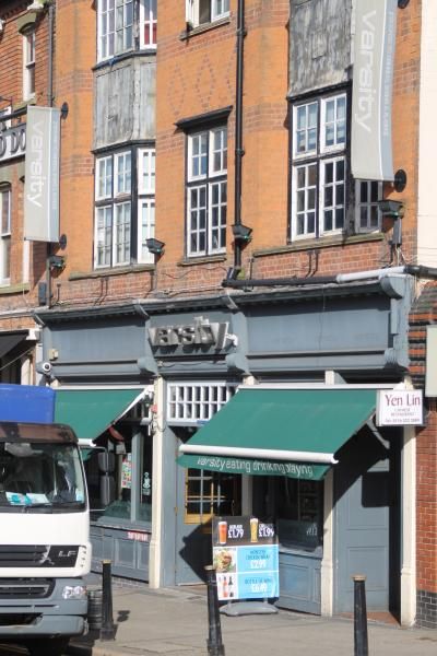 Varsity, London Road. (Pub, External). Published on 18-10-2012