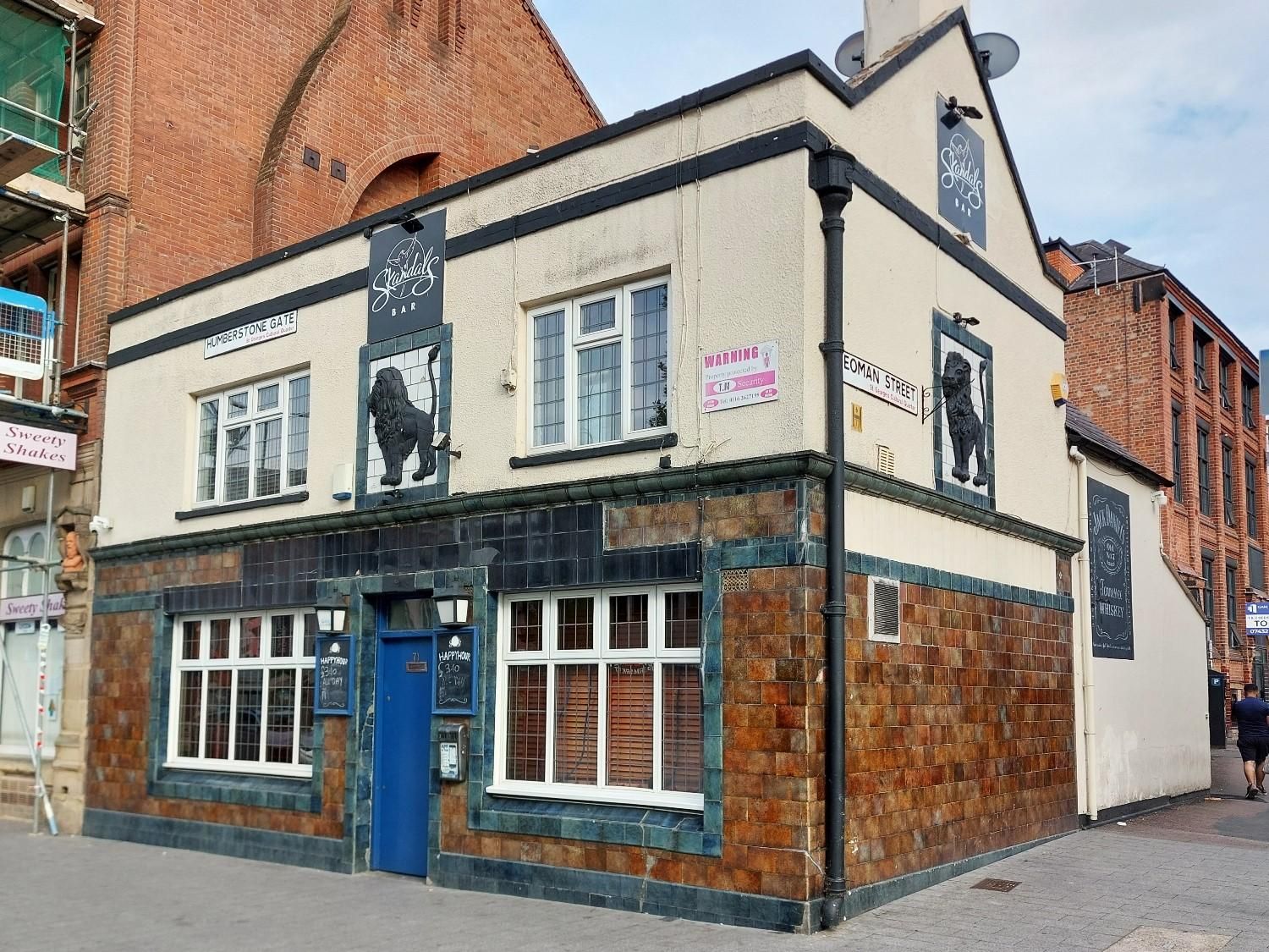 Skandals, 2025. (Pub, External, Key). Published on 11-11-2025